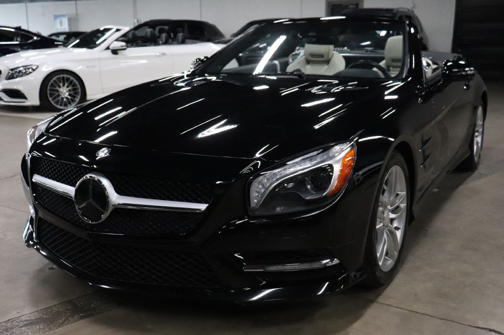 2013 Mercedes-Benz SL-Class Image 2