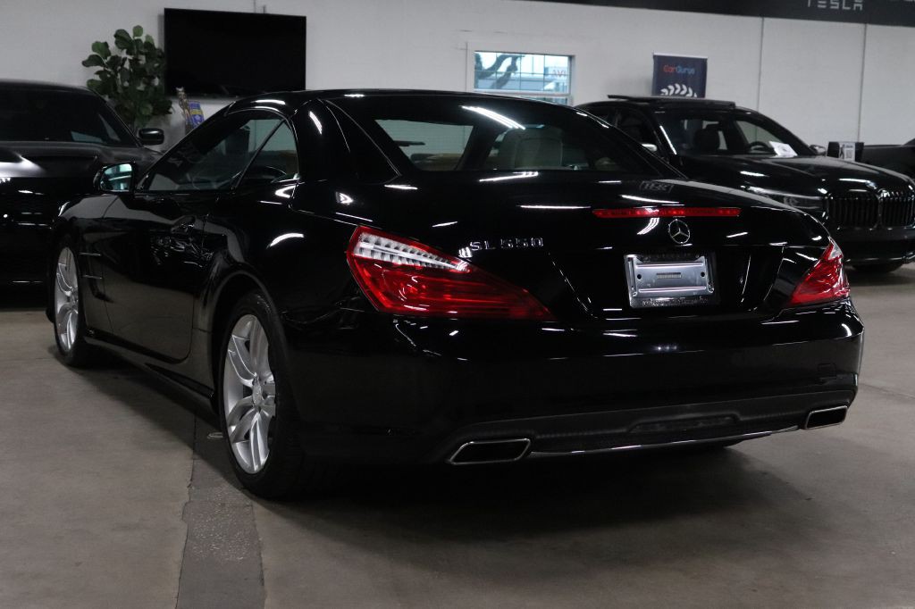 2013 Mercedes-Benz SL-Class Image 5