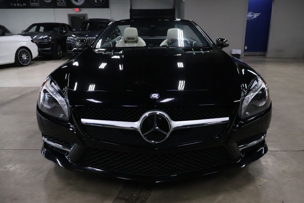 2013 Mercedes-Benz SL-Class Image 16