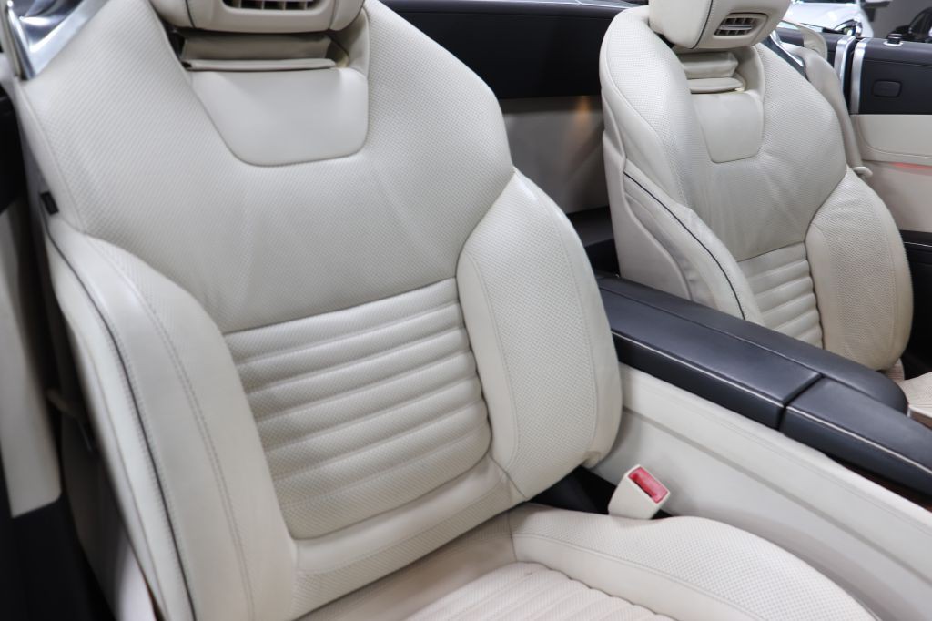 2013 Mercedes-Benz SL-Class Image 30