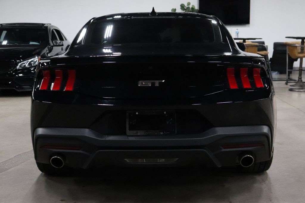 2024 Ford Mustang Image 4