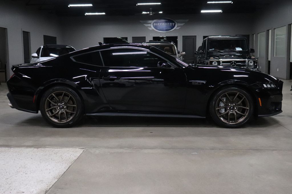 2024 Ford Mustang Image 6