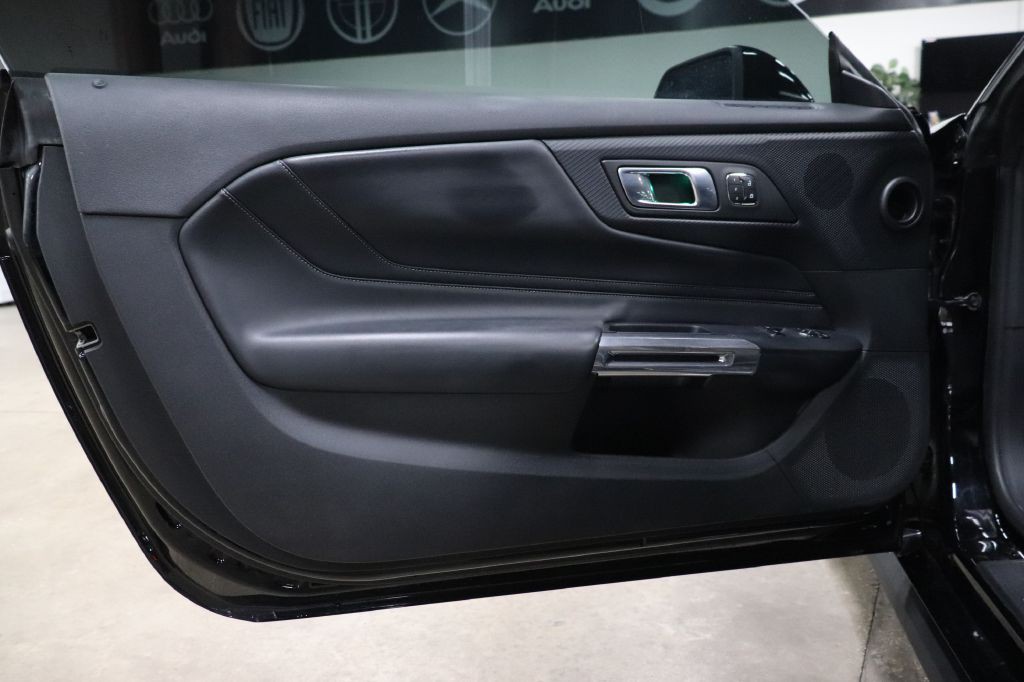 2024 Ford Mustang Image 9