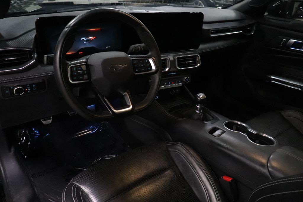 2024 Ford Mustang Image 10