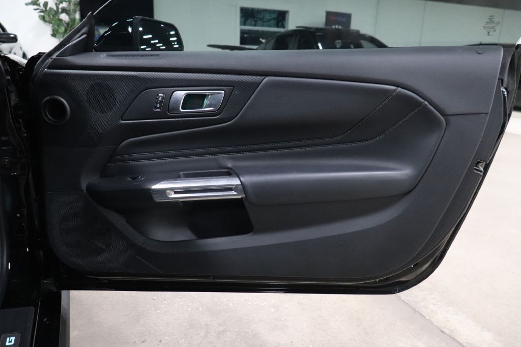 2024 Ford Mustang Image 21