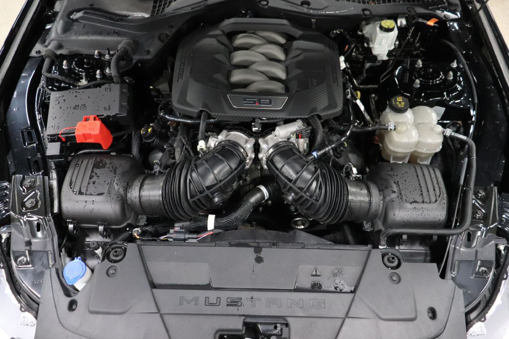 2024 Ford Mustang Image 25