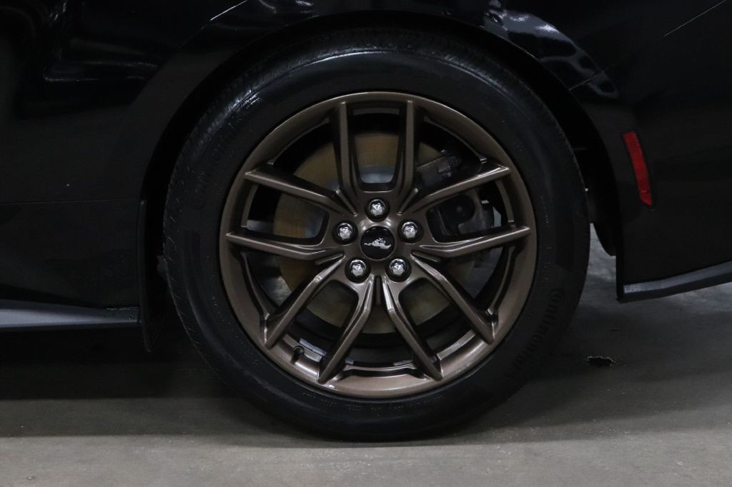 2024 Ford Mustang Image 27