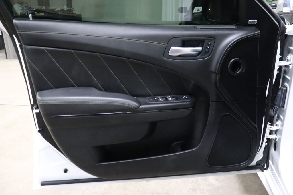 2023 Dodge Charger Image 10