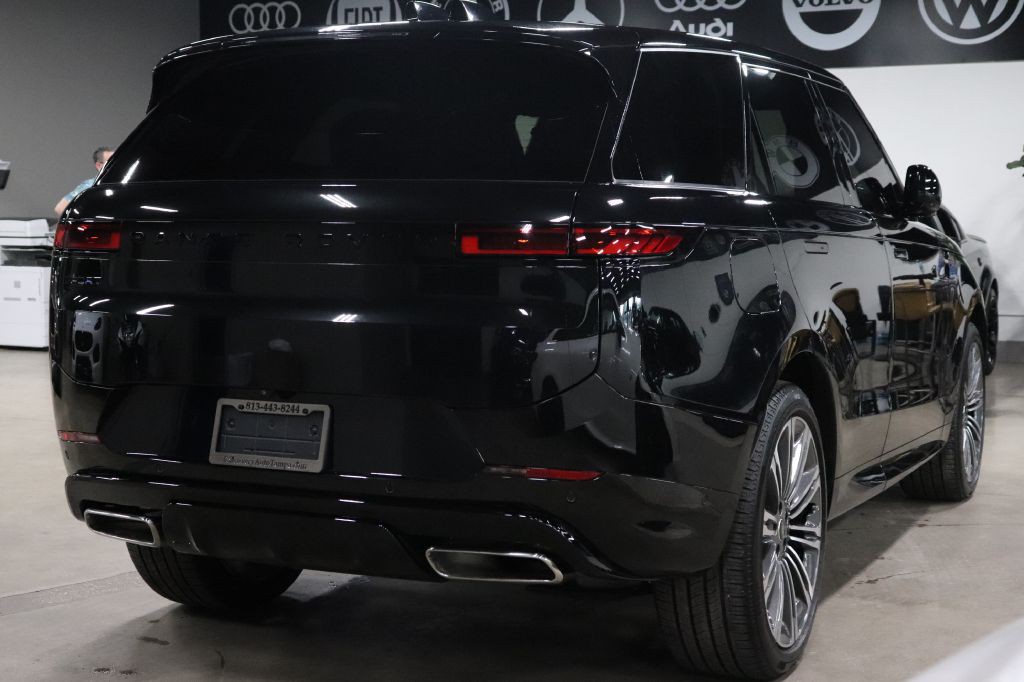2025 Land Rover Range Rover Sport Image 5