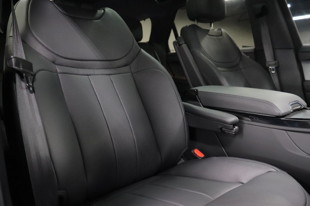 2025 Land Rover Range Rover Sport Image 26