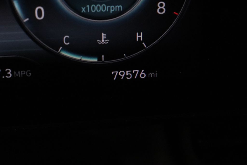 2023 Hyundai Elantra Image 16