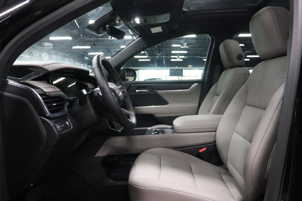 2026 GMC Acadia Image 10