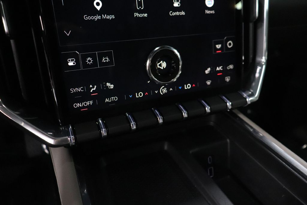 2026 GMC Acadia Image 33