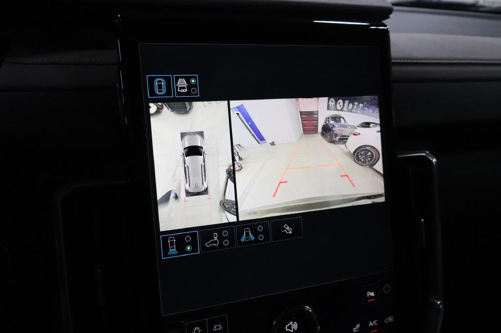 2026 GMC Acadia Image 37