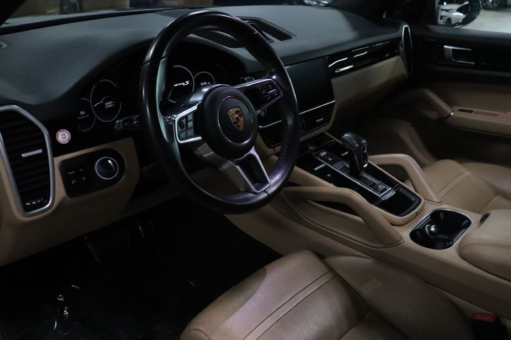 2019 Porsche Cayenne Image 10