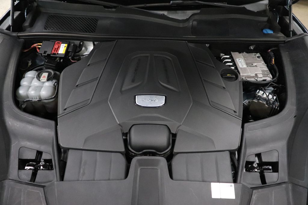 2019 Porsche Cayenne Image 25