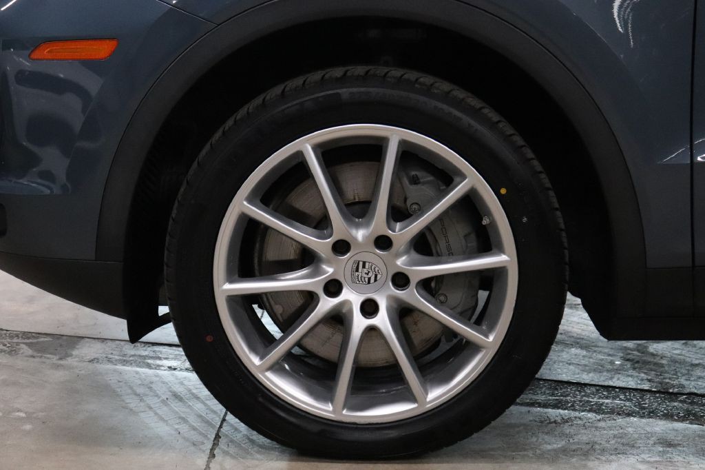 2019 Porsche Cayenne Image 26