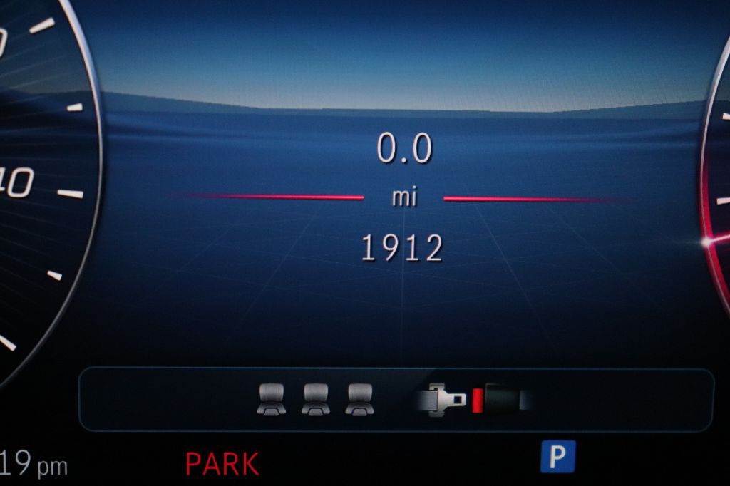 2026 Mercedes-Benz E-Class Image 35