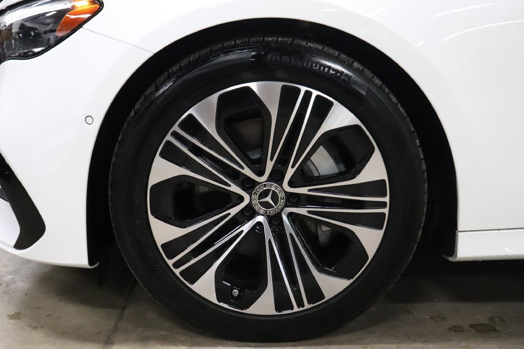 2026 Mercedes-Benz E-Class Image 36