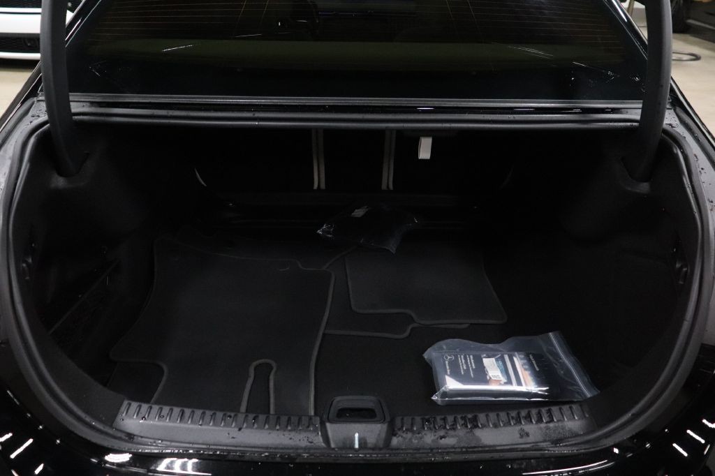 2026 Mercedes-Benz E-Class Image 18