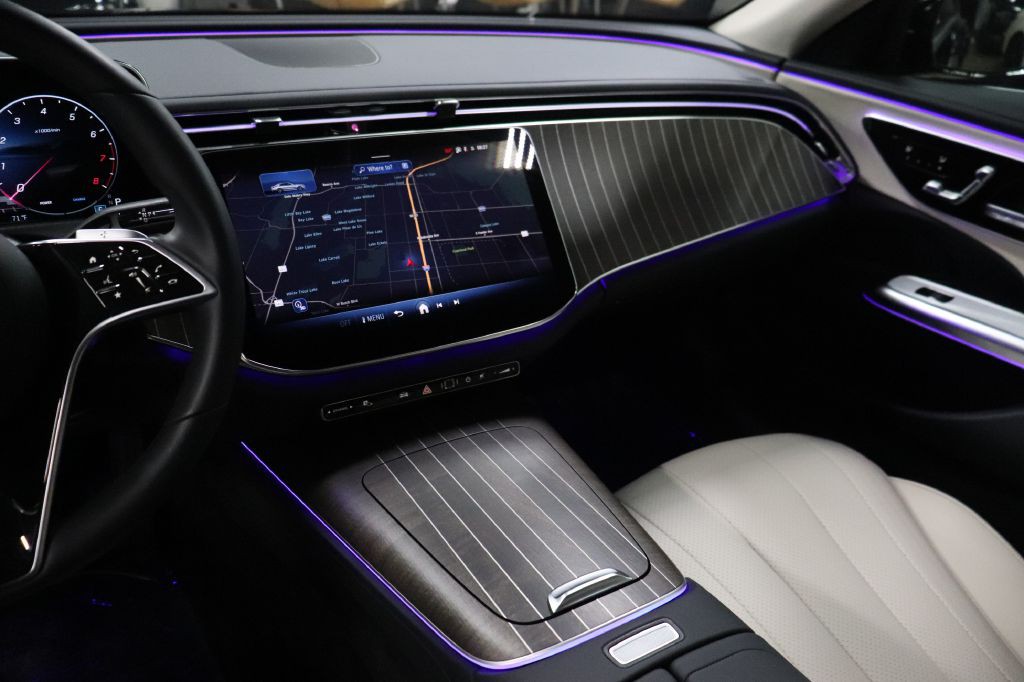 2026 Mercedes-Benz E-Class Image 31