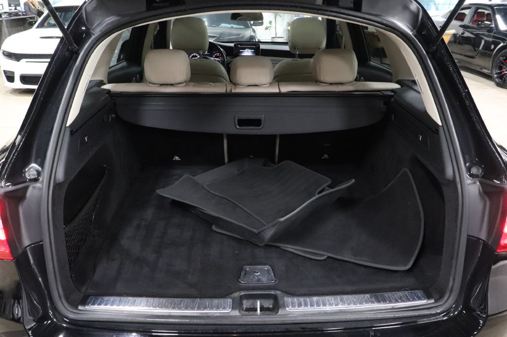 2019 Mercedes-Benz GLC-Class Image 18