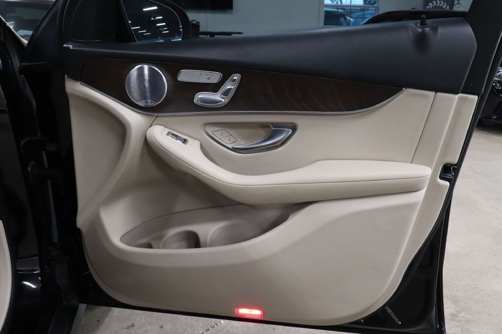 2019 Mercedes-Benz GLC-Class Image 23