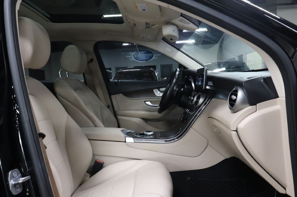 2019 Mercedes-Benz GLC-Class Image 24