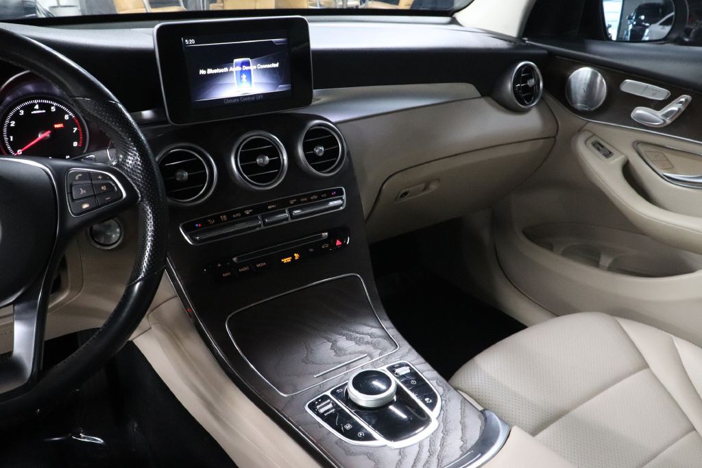 2019 Mercedes-Benz GLC-Class Image 31