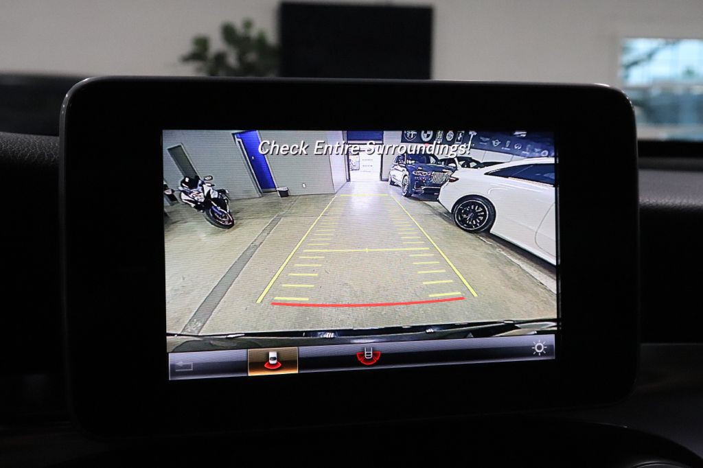 2019 Mercedes-Benz GLC-Class Image 35