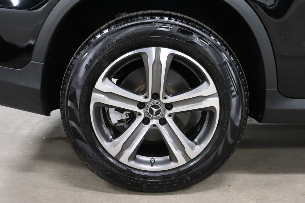 2019 Mercedes-Benz GLC-Class Image 40