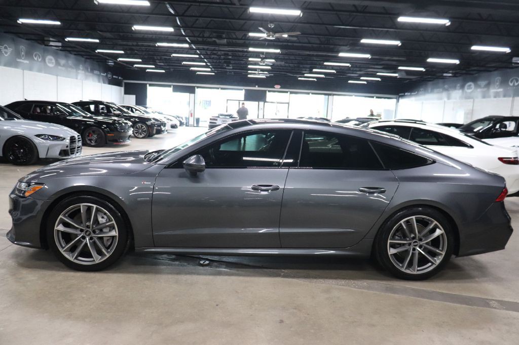 2021 Audi A7 Image 2