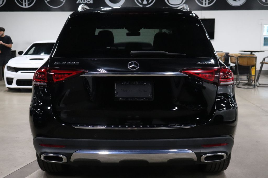 2022 Mercedes-Benz GLE-Class Image 4