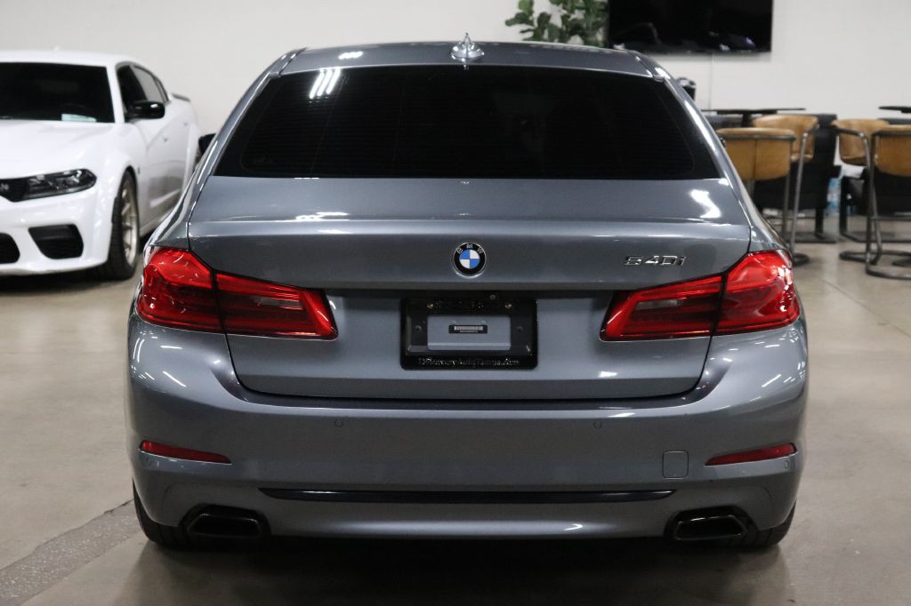 2019 BMW 5 Series Image 4