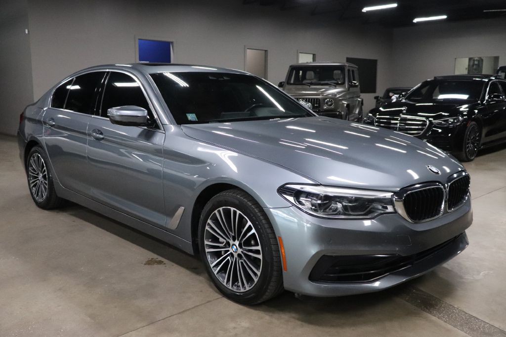 2019 BMW 5 Series Image 7
