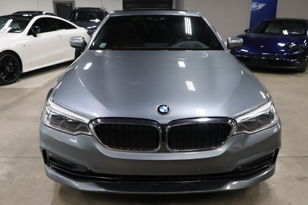 2019 BMW 5 Series Image 8