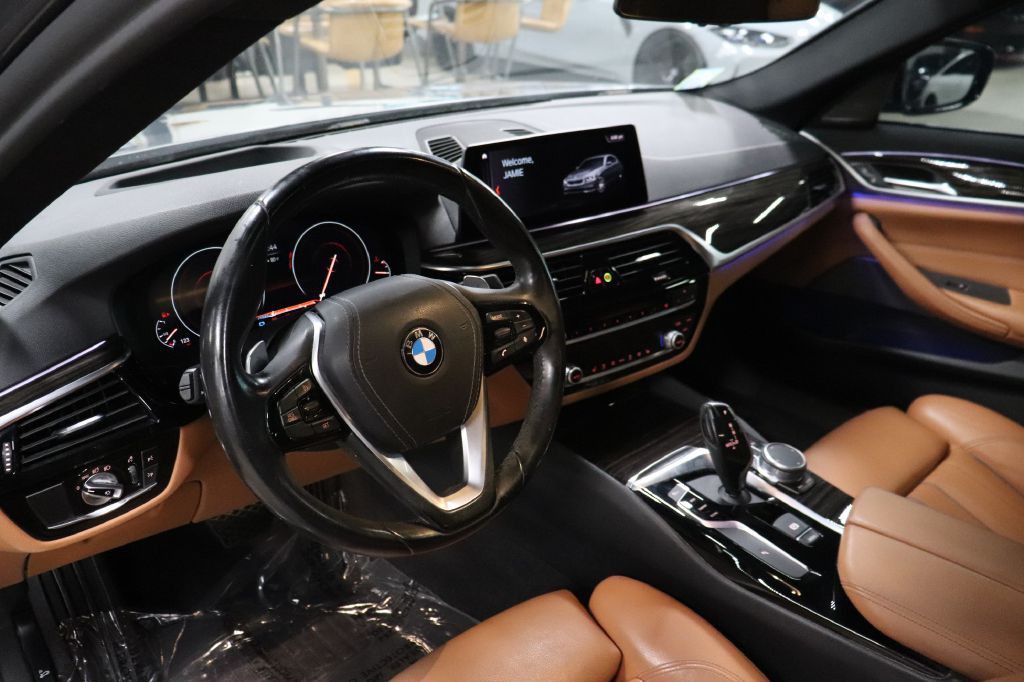 2019 BMW 5 Series Image 13