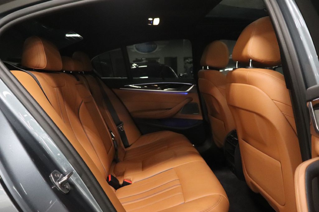 2019 BMW 5 Series Image 20