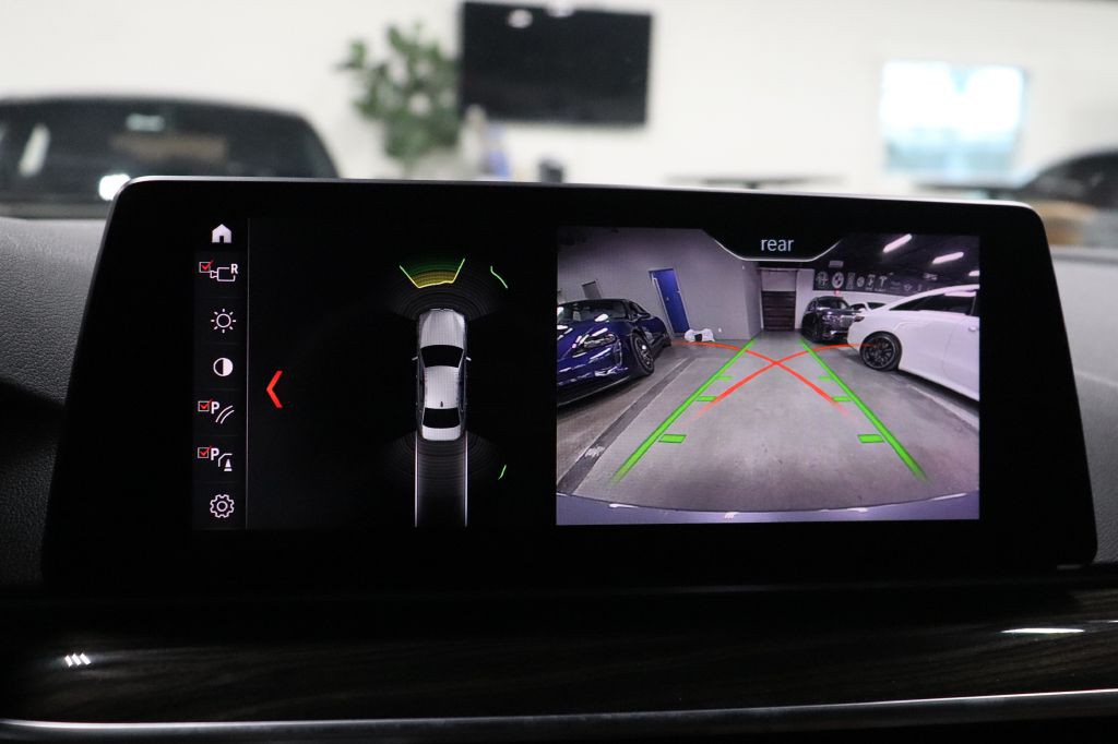 2019 BMW 5 Series Image 36