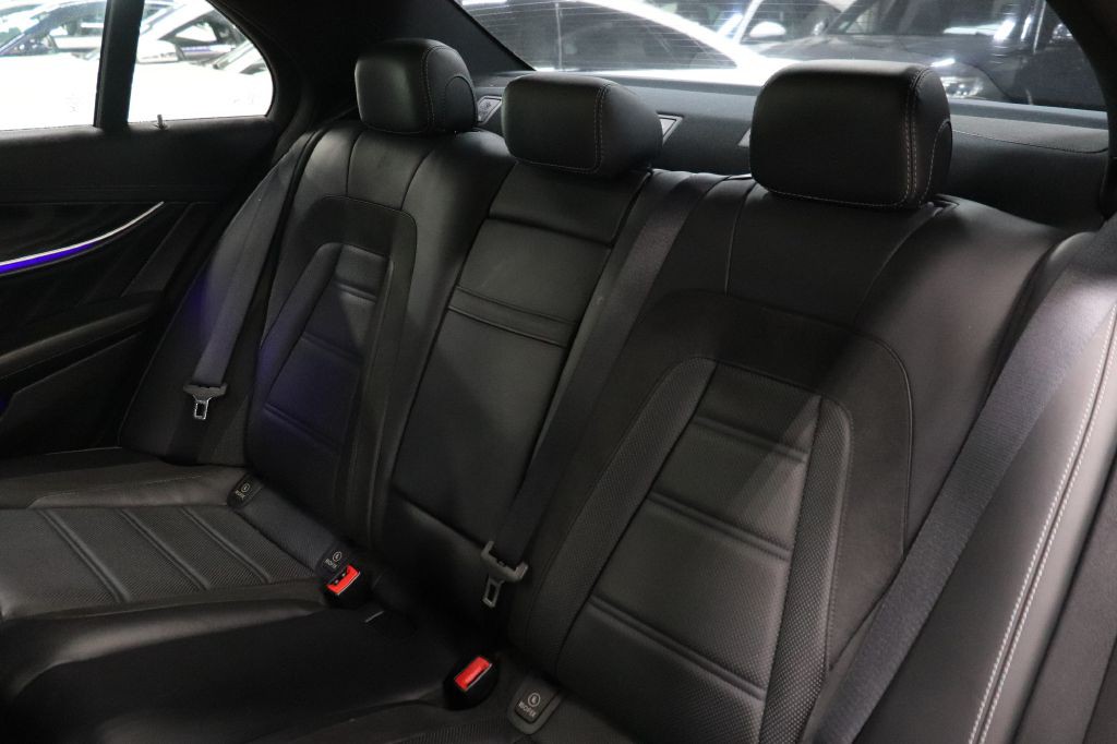 2019 Mercedes-Benz E-Class Image 15