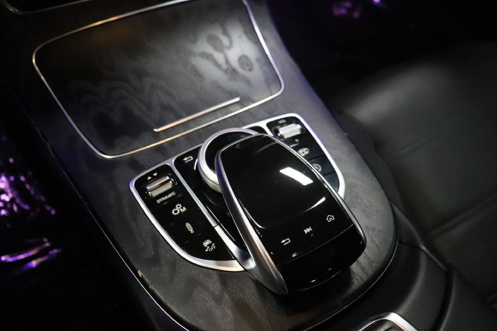 2019 Mercedes-Benz E-Class Image 31