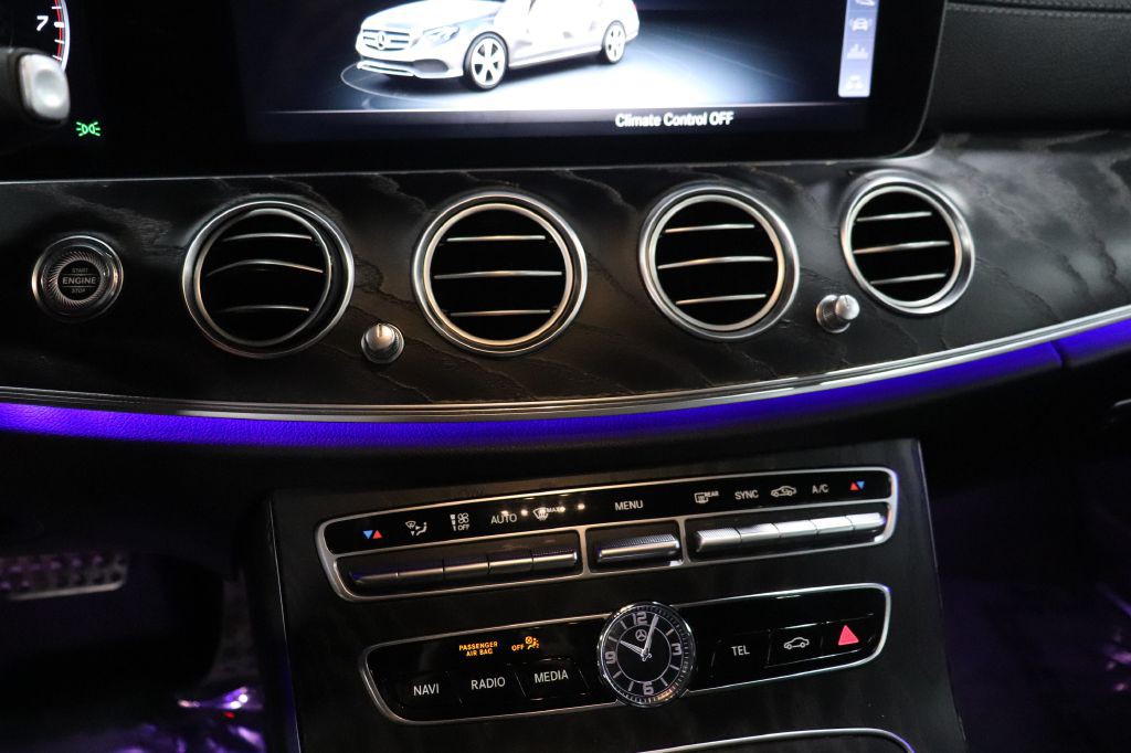 2019 Mercedes-Benz E-Class Image 32