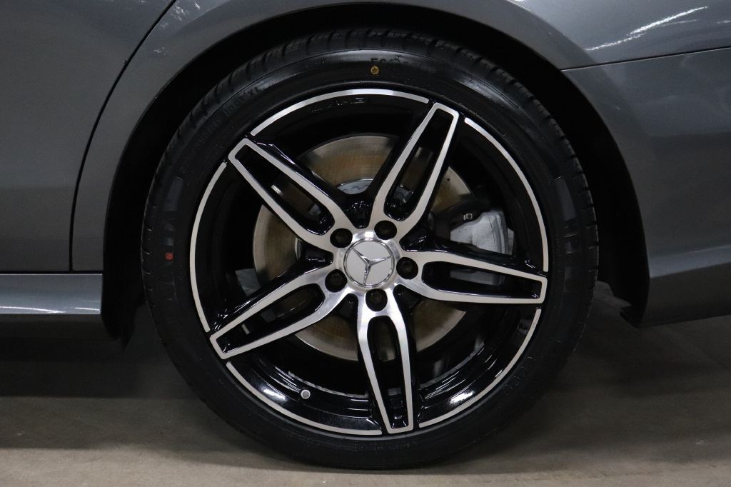 2019 Mercedes-Benz E-Class Image 39
