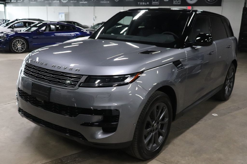 2025 Land Rover Range Rover Sport Image 1