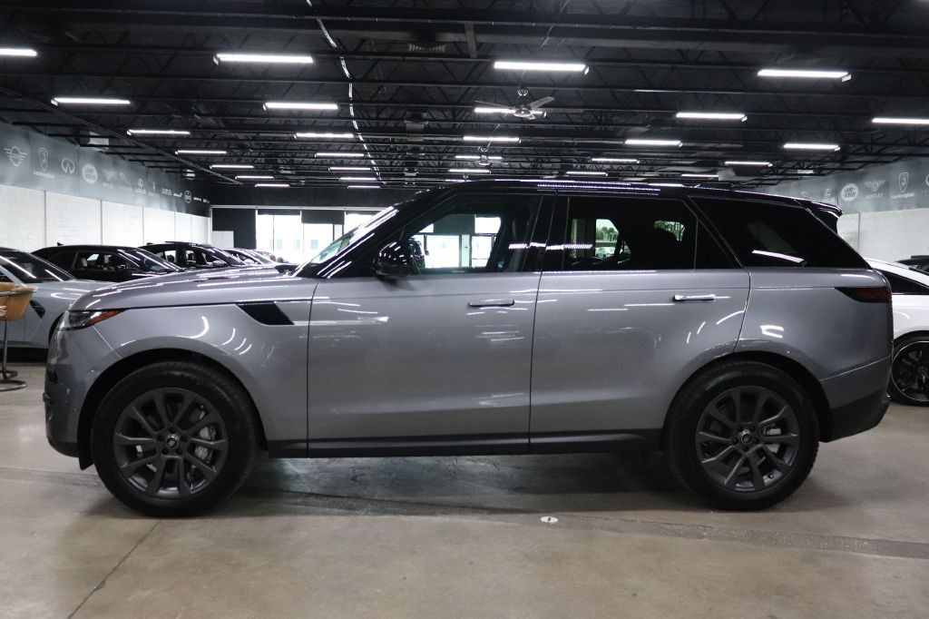 2025 Land Rover Range Rover Sport Image 2