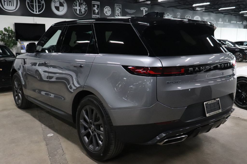 2025 Land Rover Range Rover Sport Image 3