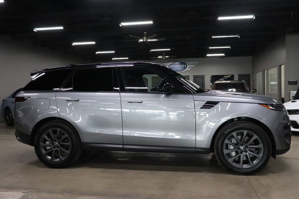 2025 Land Rover Range Rover Sport Image 6
