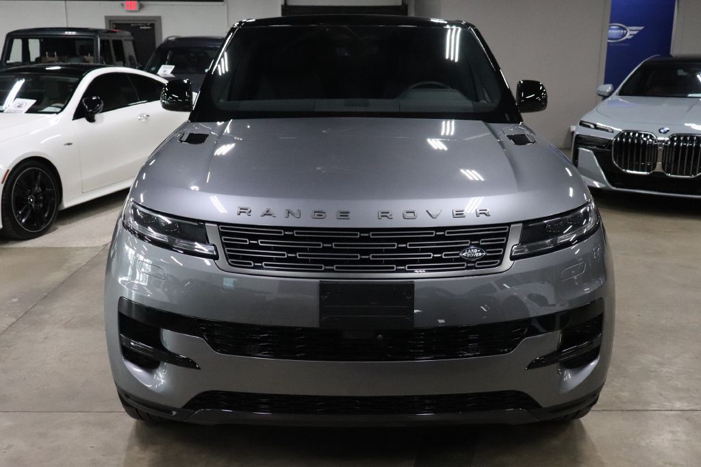 2025 Land Rover Range Rover Sport Image 8