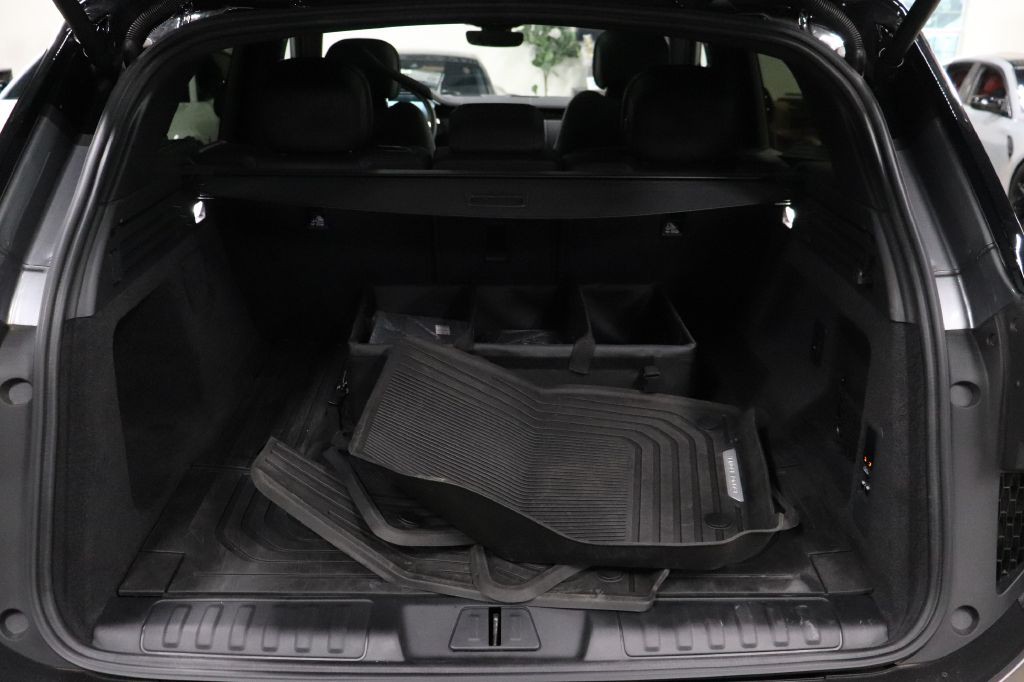 2025 Land Rover Range Rover Sport Image 18