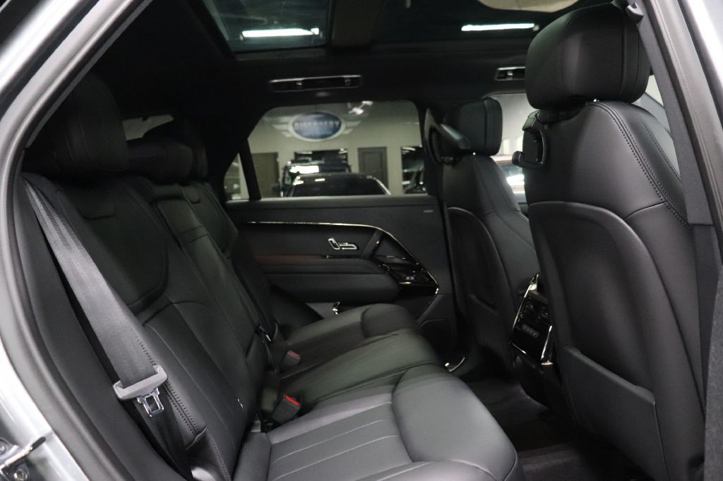 2025 Land Rover Range Rover Sport Image 20